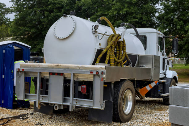 Best Porta potty rental near me  in Lynchburg, OH